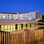 Ibis Styles La Rochelle Thalasso מלון