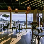 Ibis Styles La Rochelle Thalasso Otel 3*