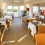 Отель Ibis Styles La Rochelle Thalasso 3*