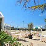 Ibis Styles La Rochelle Thalasso Отель