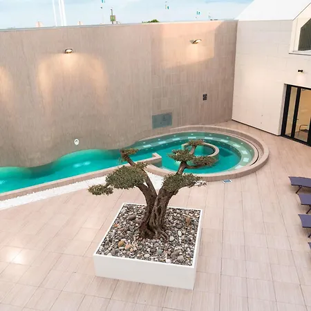 Hotel Ibis Styles La Rochelle Thalasso 3*