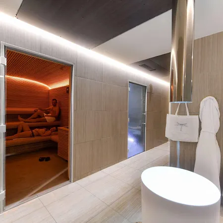 Отель Ibis Styles La Rochelle Thalasso