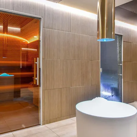 Ibis Styles La Rochelle Thalasso Отель