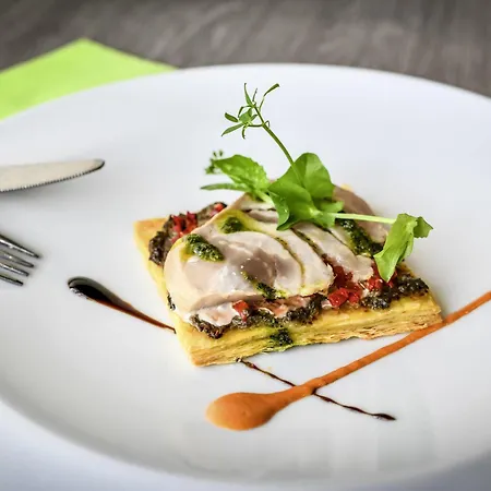 Ibis Styles La Rochelle Thalasso 沙特拉永普拉日