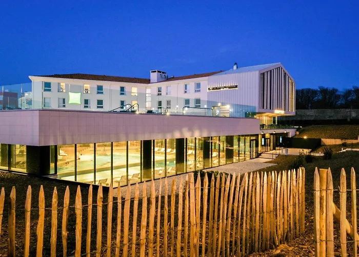 Ibis Styles La Rochelle Thalasso Отель