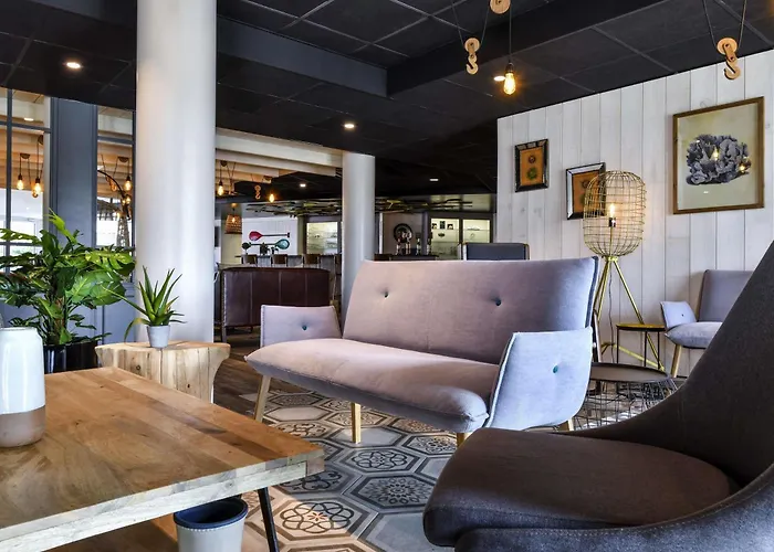 Отель Ibis Styles La Rochelle Thalasso