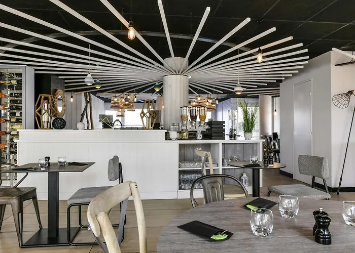 Ibis Styles La Rochelle Thalasso Отель 3*