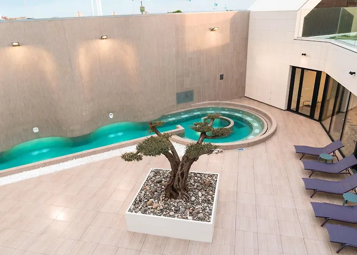 Hotel Ibis Styles La Rochelle Thalasso 3*