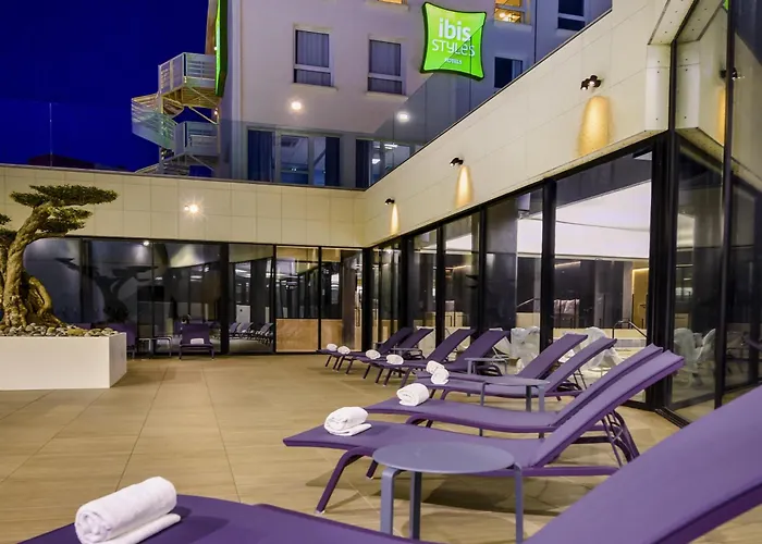 Ibis Styles La Rochelle Thalasso Отель