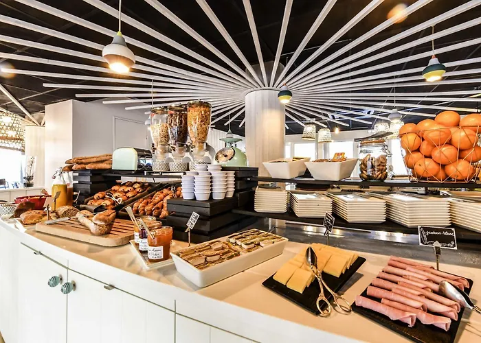 Отель Ibis Styles La Rochelle Thalasso 3*