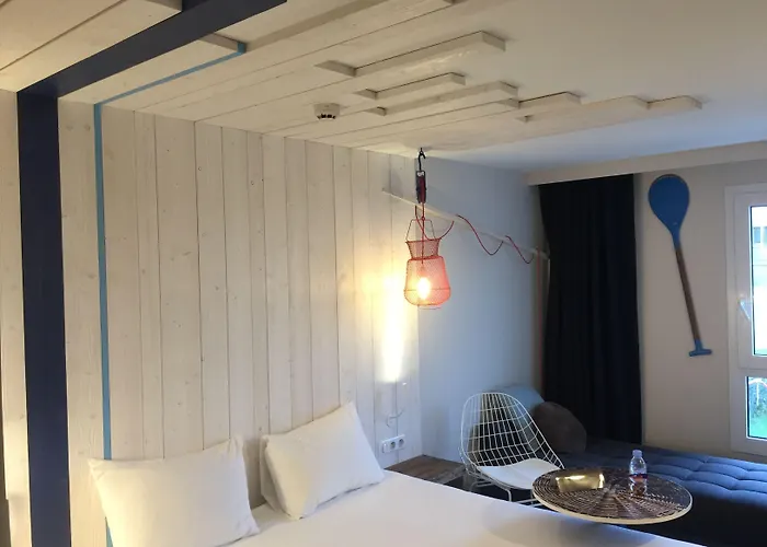 Отель Ibis Styles La Rochelle Thalasso 3*