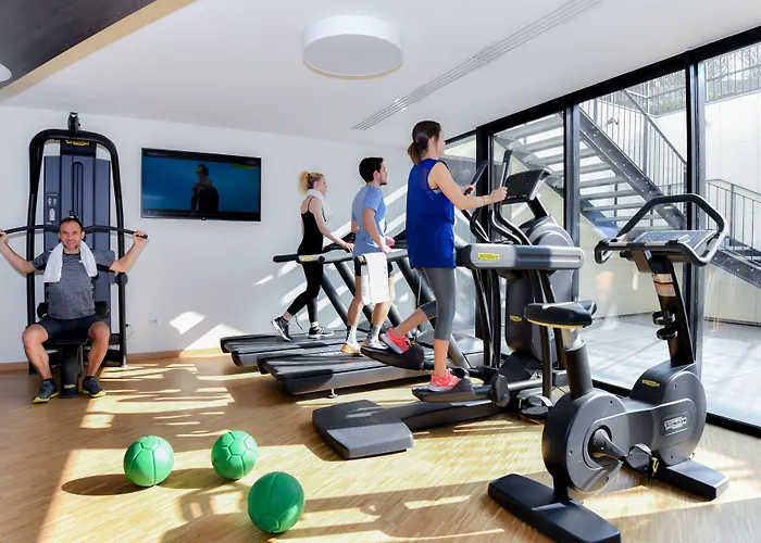 Отель Ibis Styles La Rochelle Thalasso