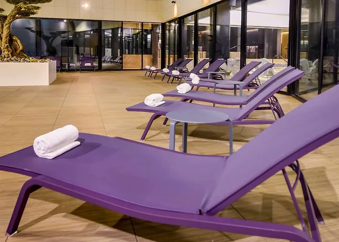 Ibis Styles La Rochelle Thalasso Hotel 3*